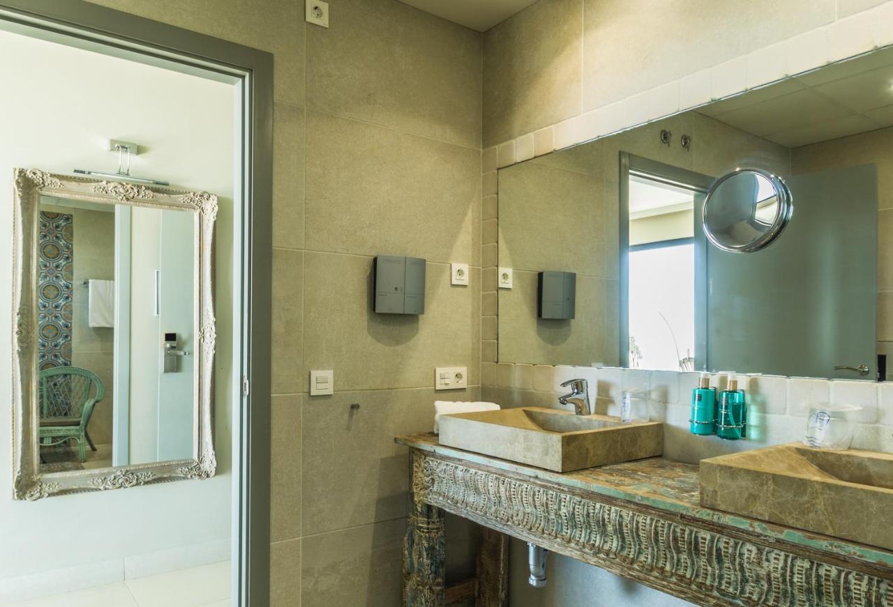 Hotel Miba Salobreña Zewnętrze zdjęcie