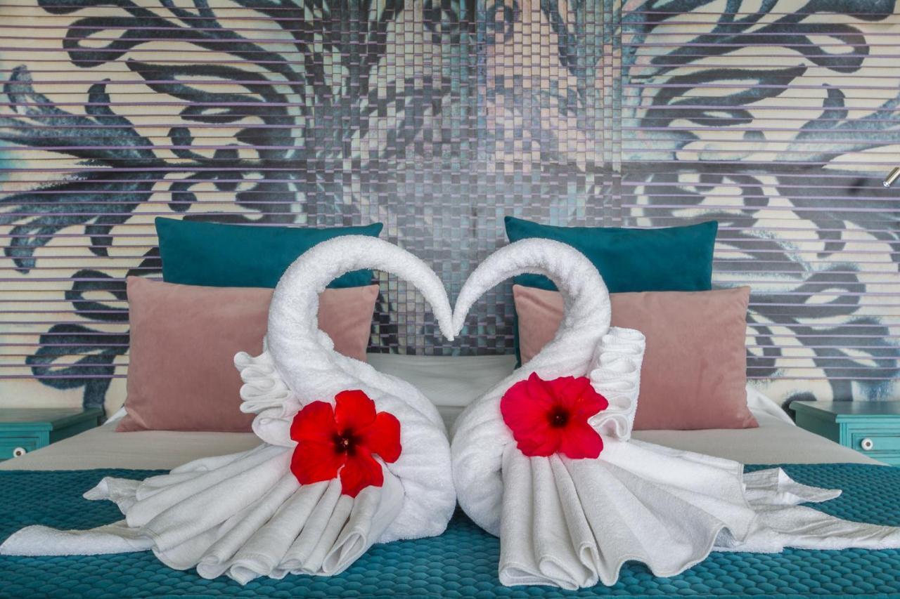 Hotel Miba Salobreña Zewnętrze zdjęcie