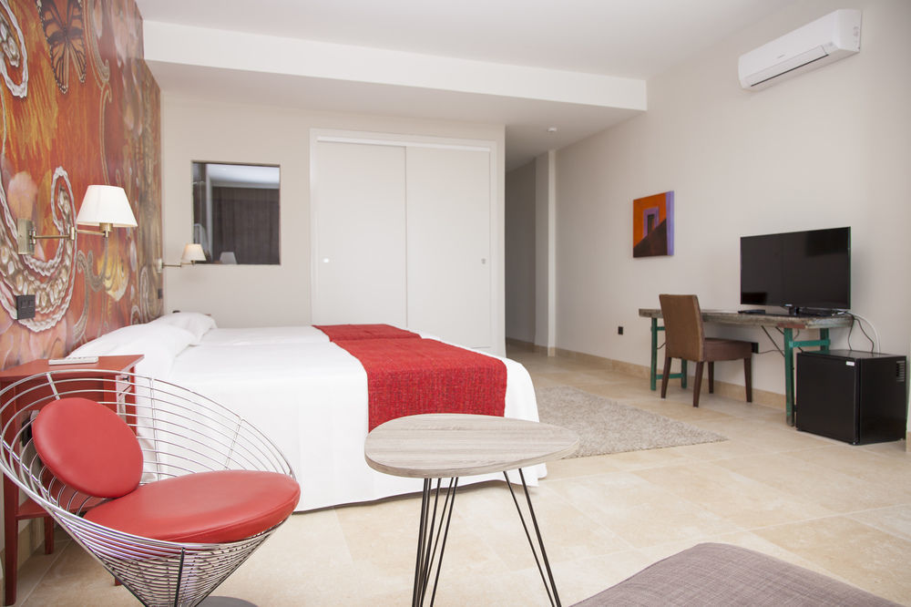 Hotel Miba Salobreña Zewnętrze zdjęcie